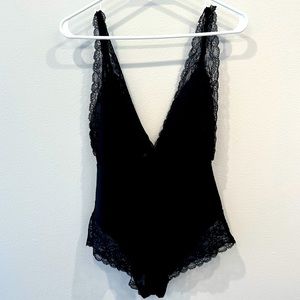 Lace body suit